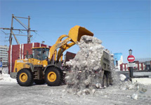 трактор для уборки снега